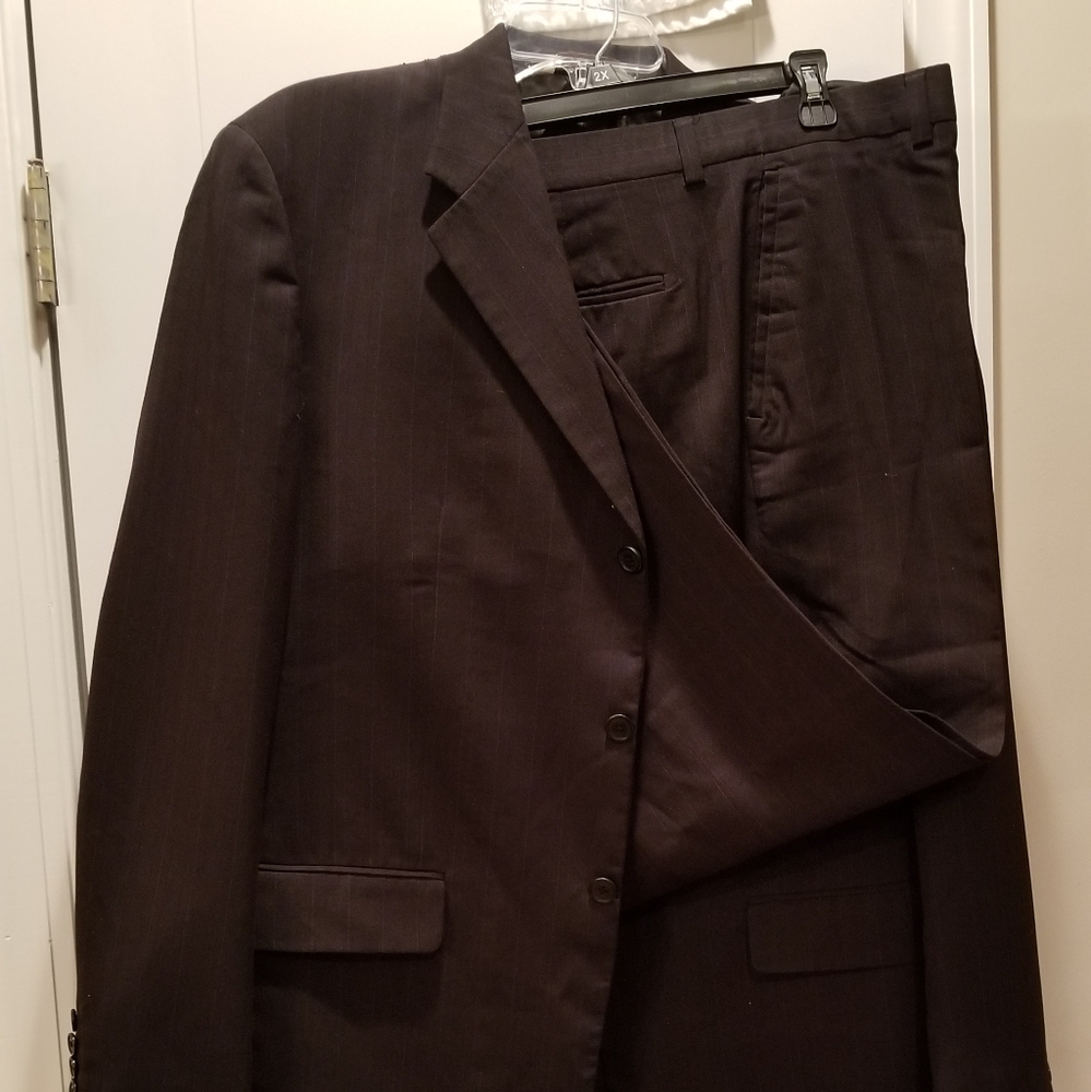 Perry Ellis 2 Piece Pinstripe Navy Suit Set